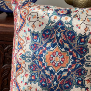 کوسن چاپی ضد لک طرح فرش بهشت
